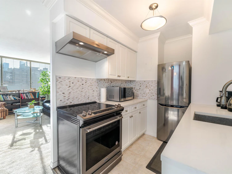 605-1251 Cardero Street, Vancouver, BC, V6G 2H9 - 16