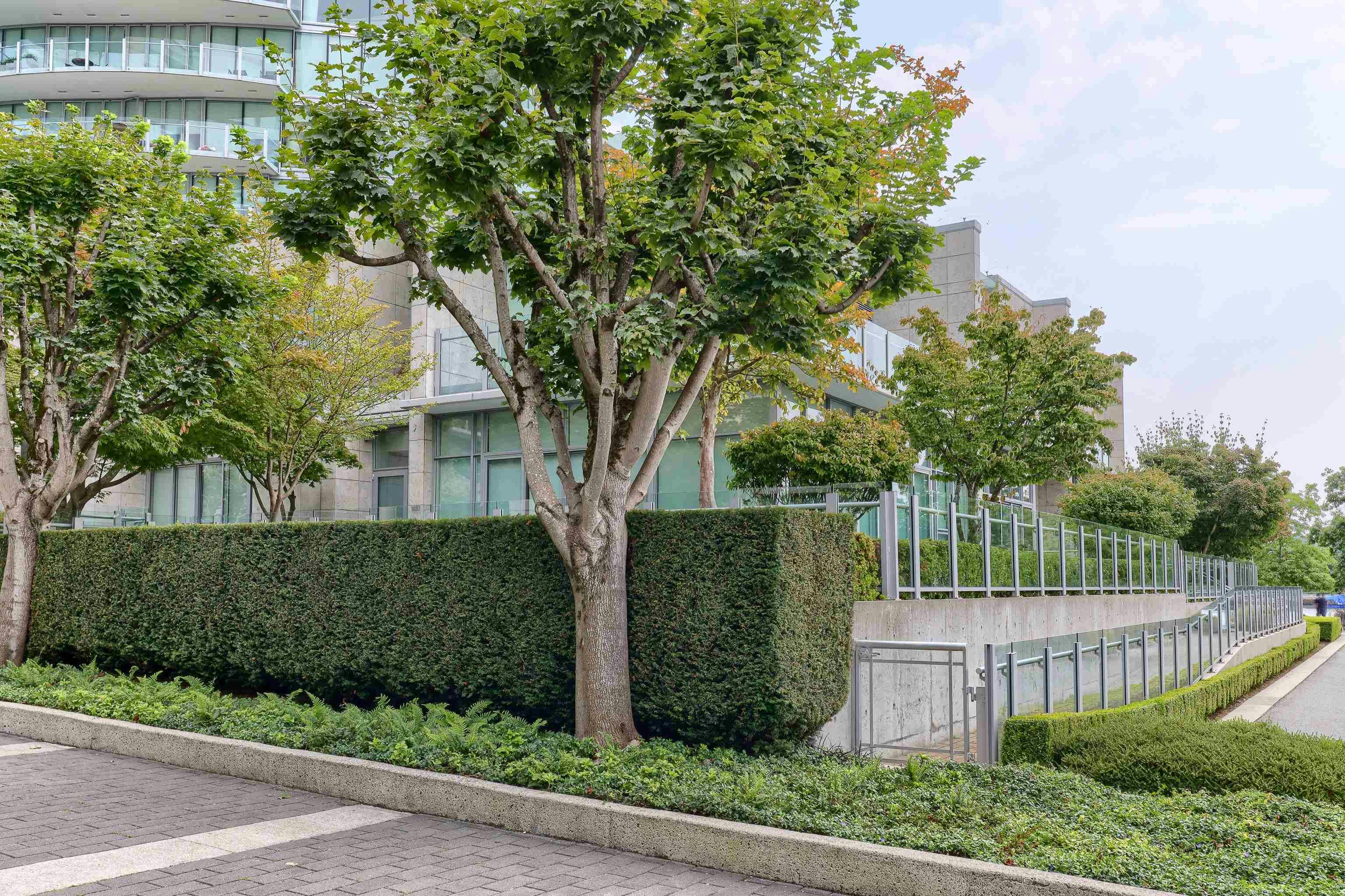1582 Homer Mews, Vancouver, BC, V6Z 0A6