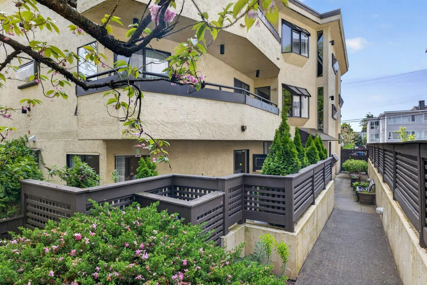 101-8645 Osler Street, Vancouver, BC, V6P 4E6 - 24