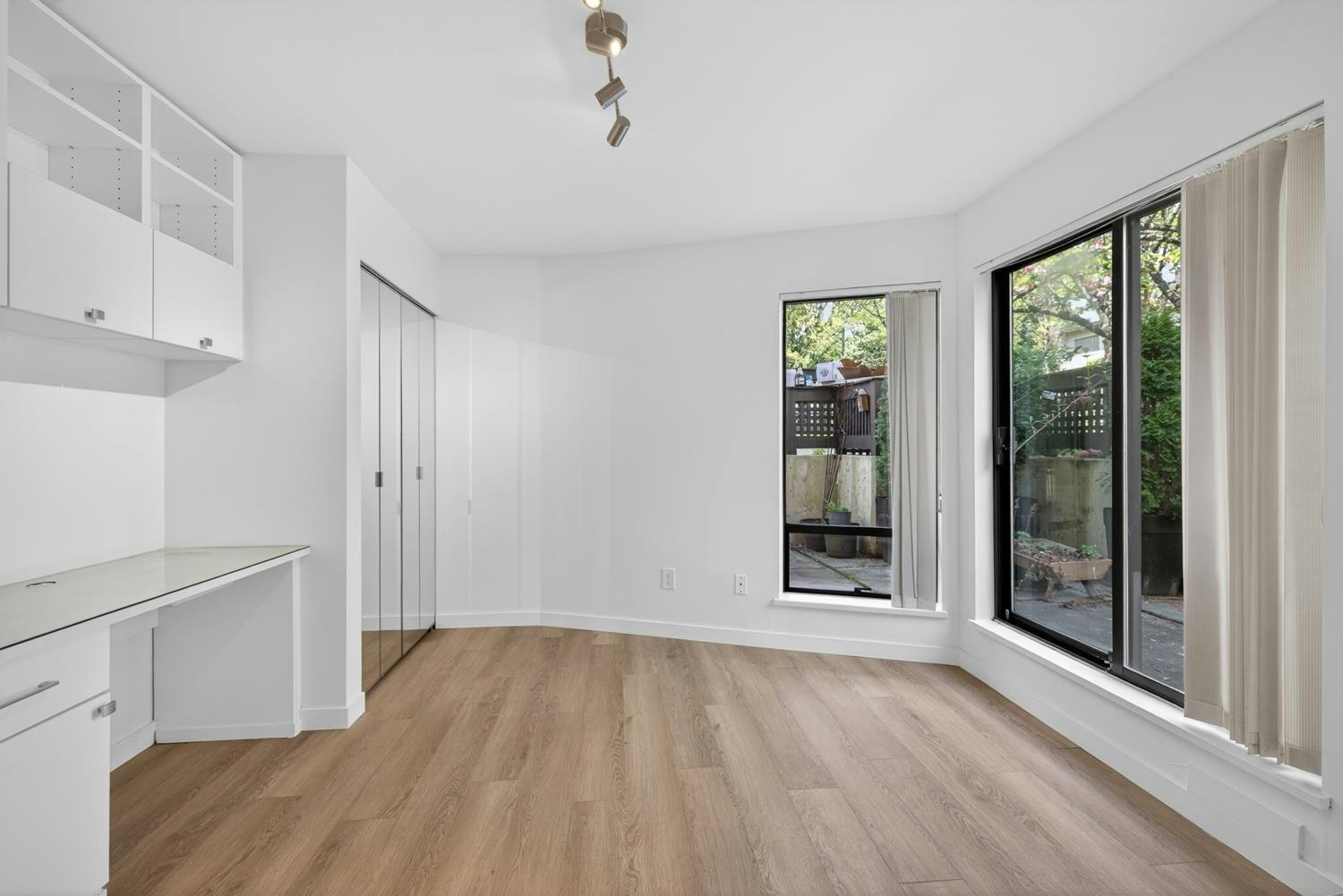 101-8645 Osler Street, Vancouver, BC, V6P 4E6 - 16