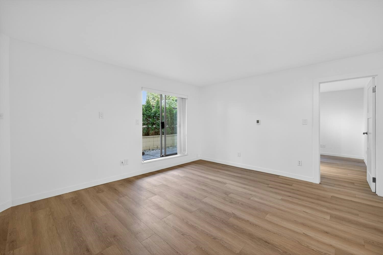 101-8645 Osler Street, Vancouver, BC, V6P 4E6 - 8