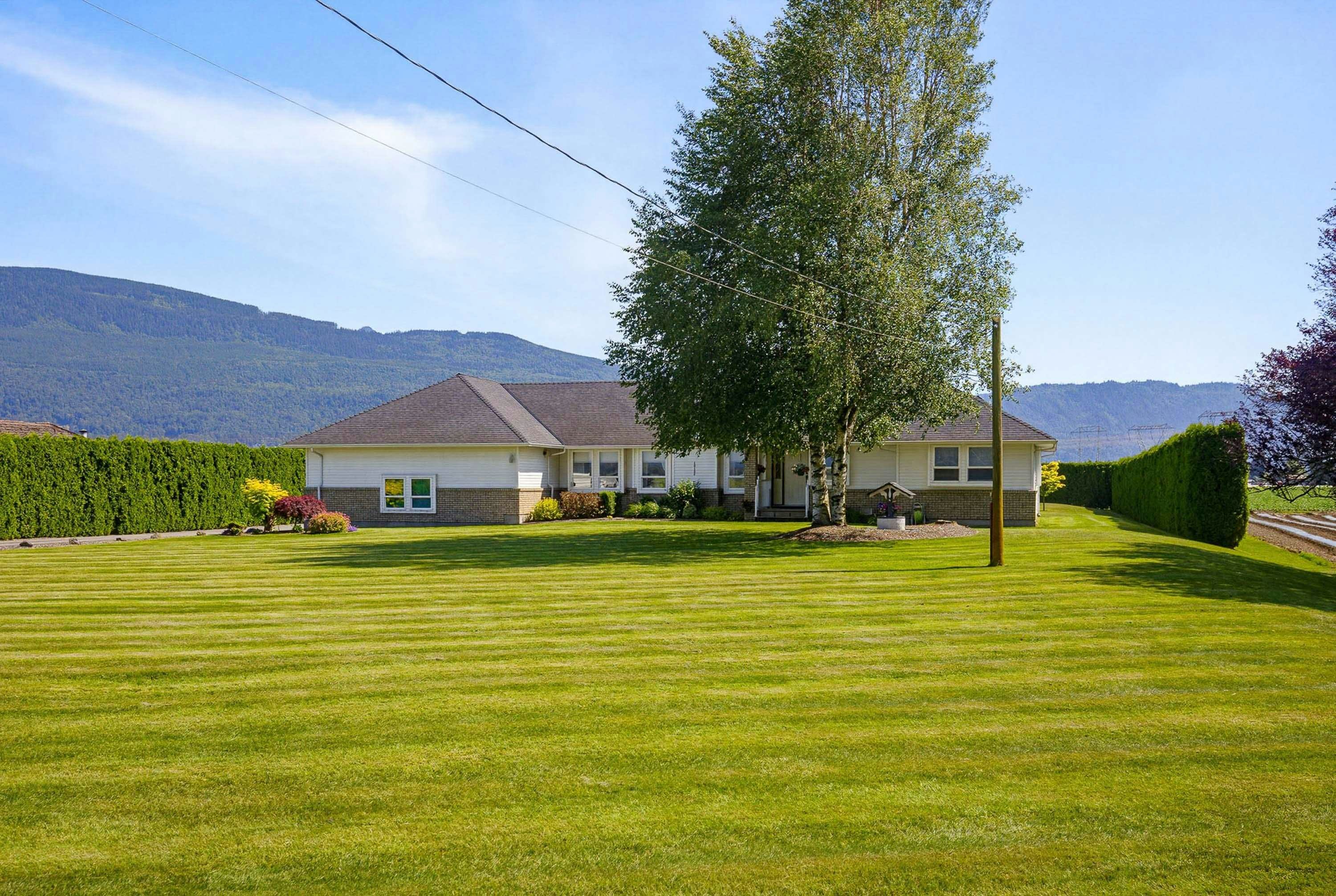 40406 No. 3 Road, Abbotsford, BC, V3G 2R6