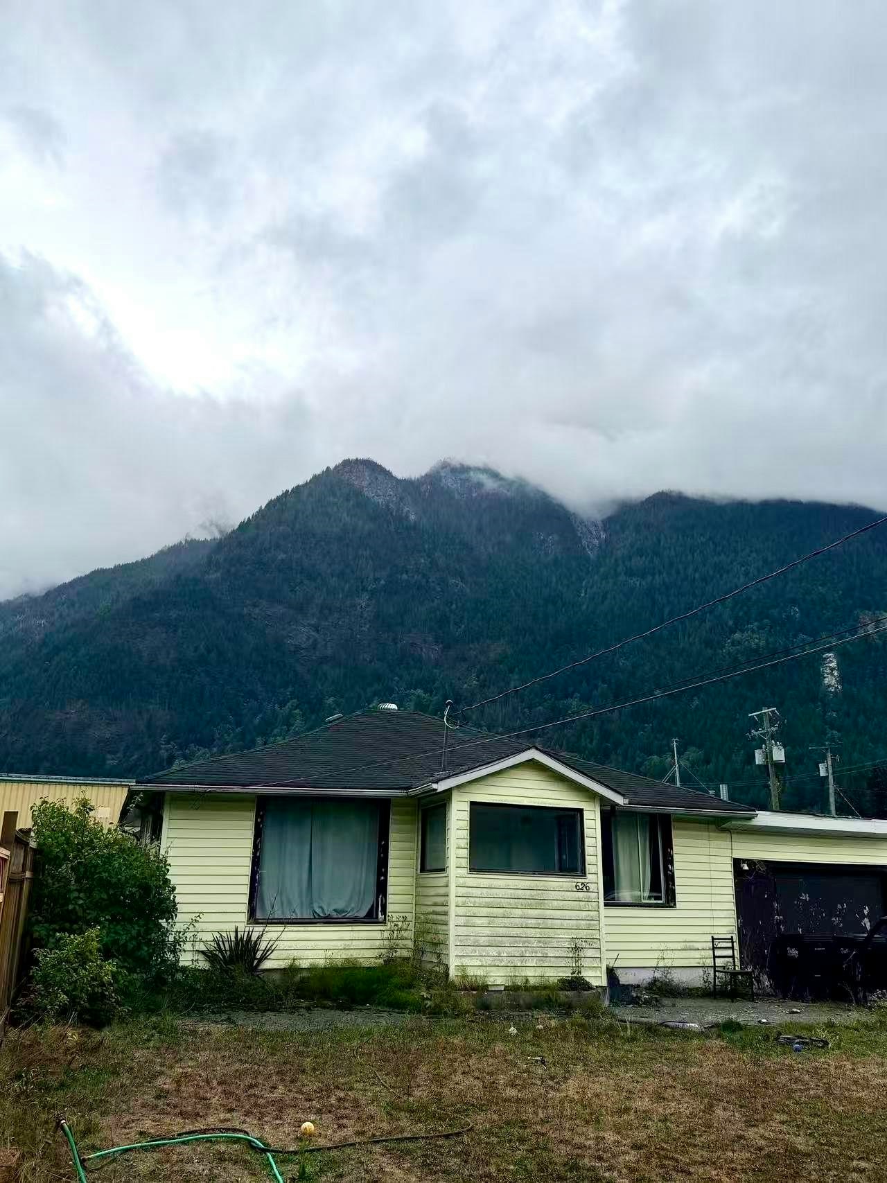 626 Hudson Bay Street, Hope, BC, V0X 1L4
