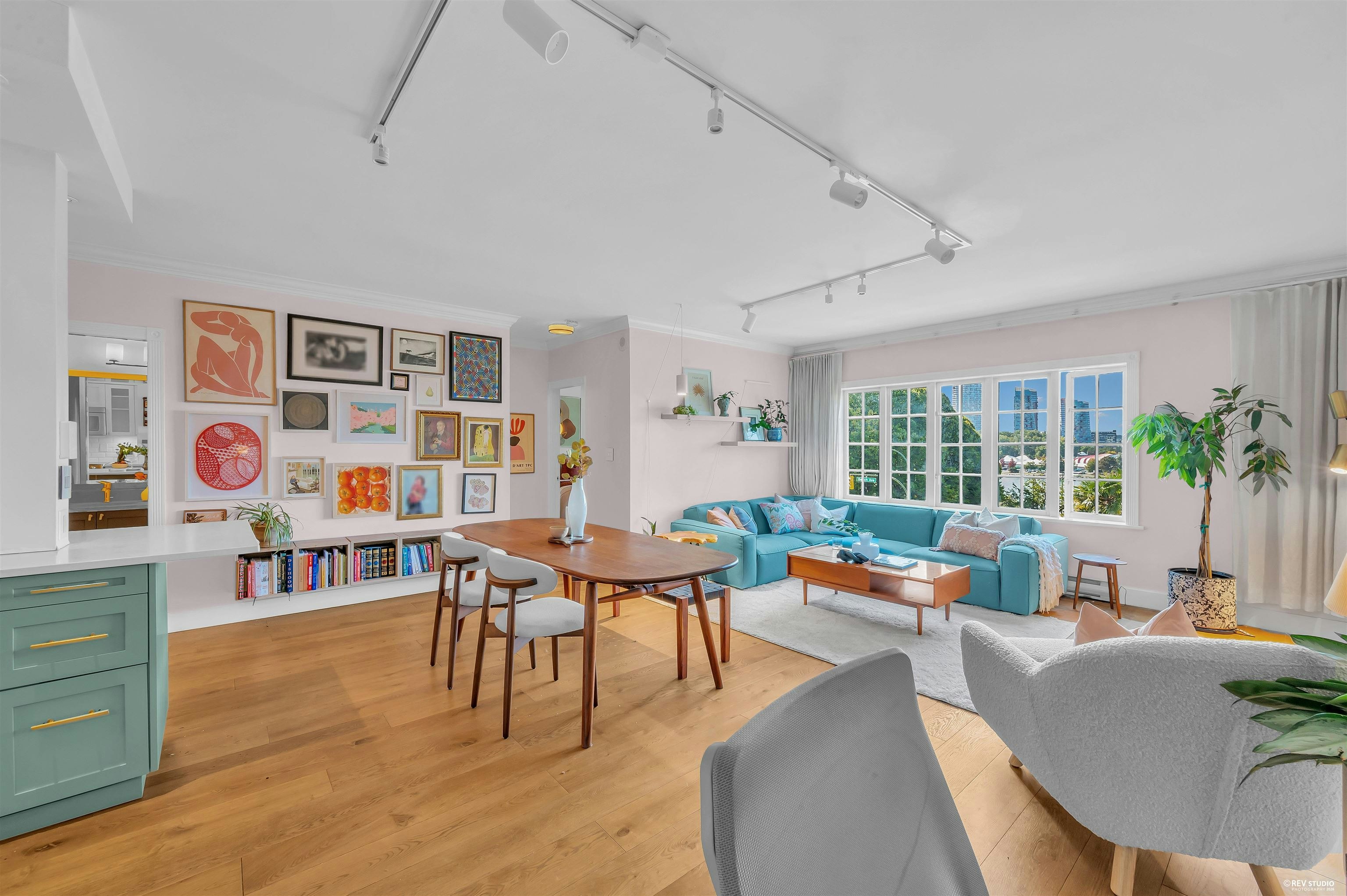 209-1311 Beach Avenue - 3