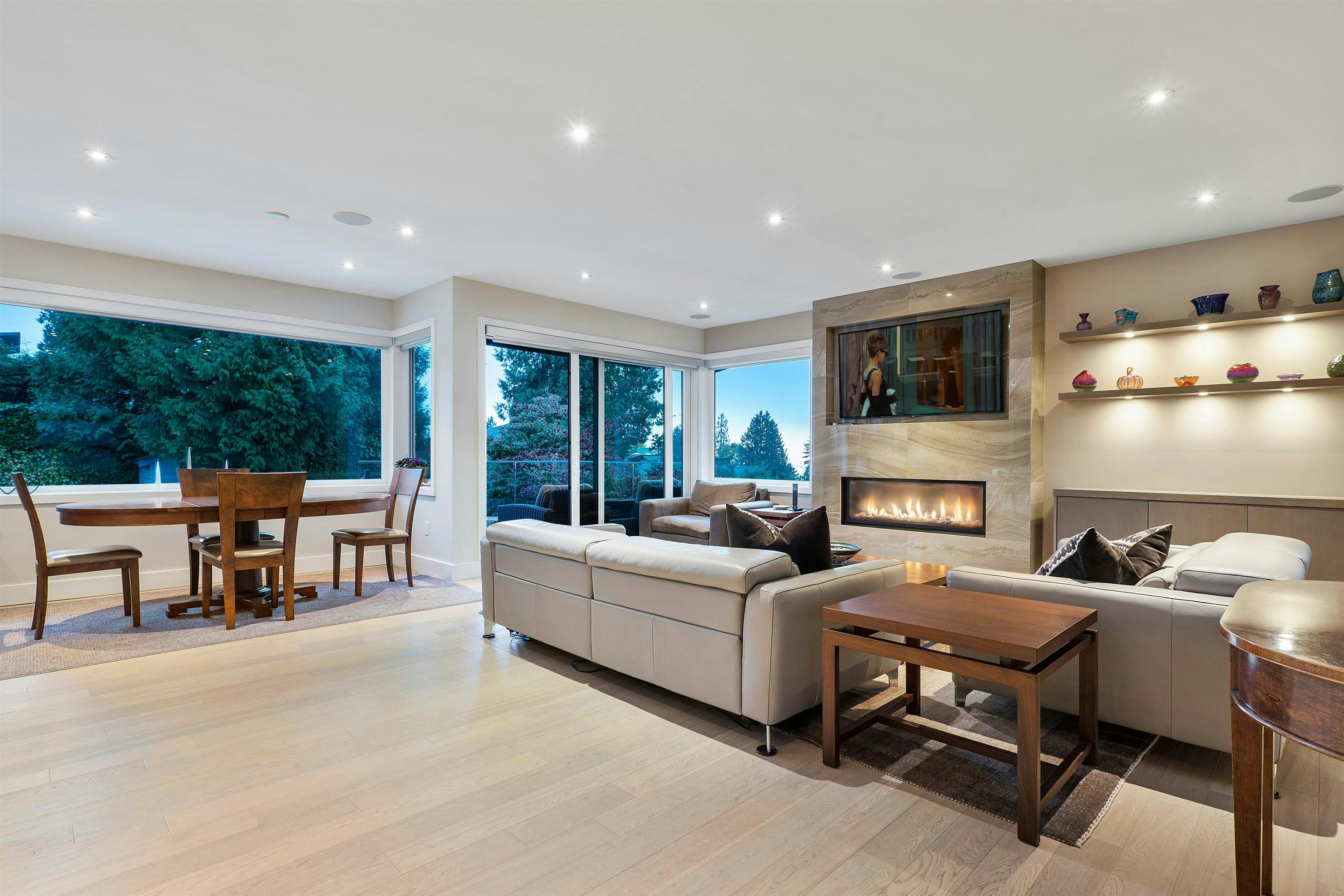 990 Jefferson Avenue, West Vancouver, BC, V7T 2A4 - 10