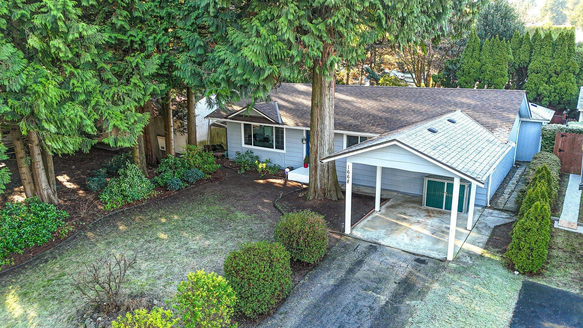 1668 Connaught Drive, Port Coquitlam, BC, V3C 4G8 - 33