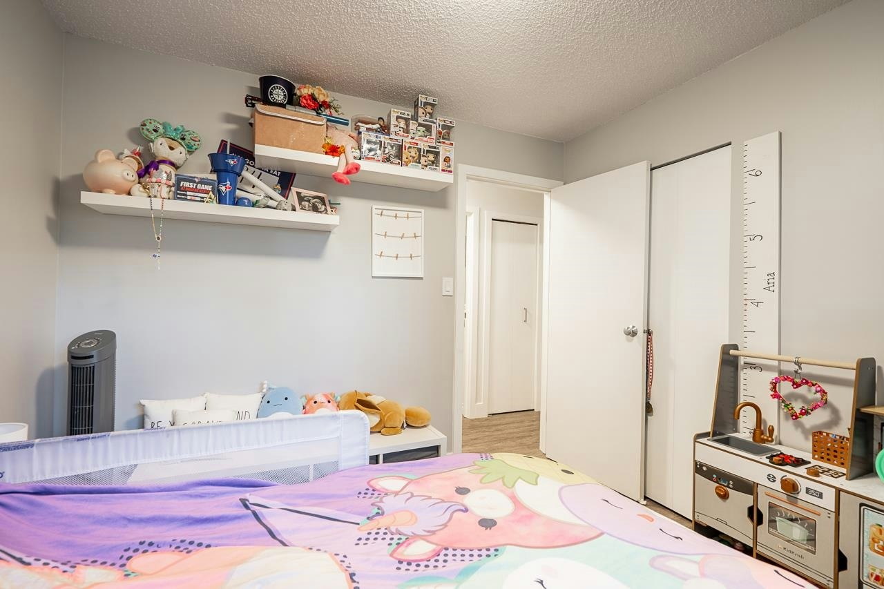 1668 Connaught Drive, Port Coquitlam, BC, V3C 4G8 - 24