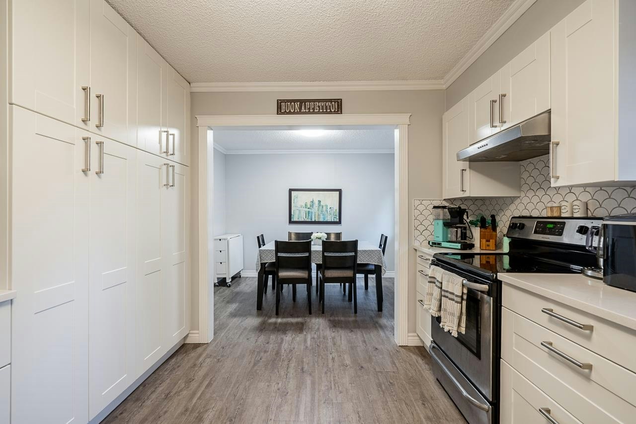 1668 Connaught Drive, Port Coquitlam, BC, V3C 4G8 - 11
