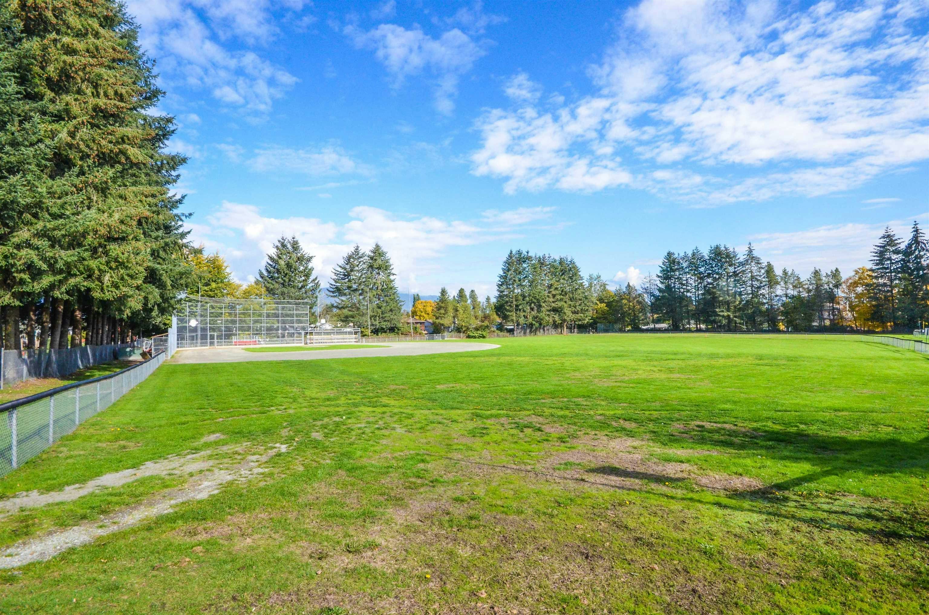 1668 Connaught Drive, Port Coquitlam, BC, V3C 4G8 - 37