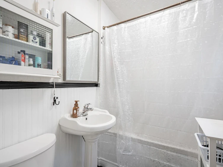 1668 Connaught Drive, Port Coquitlam, BC, V3C 4G8 - 20
