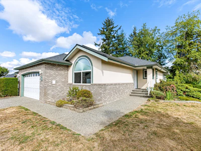 28-32777 Chilcotin Drive - 2