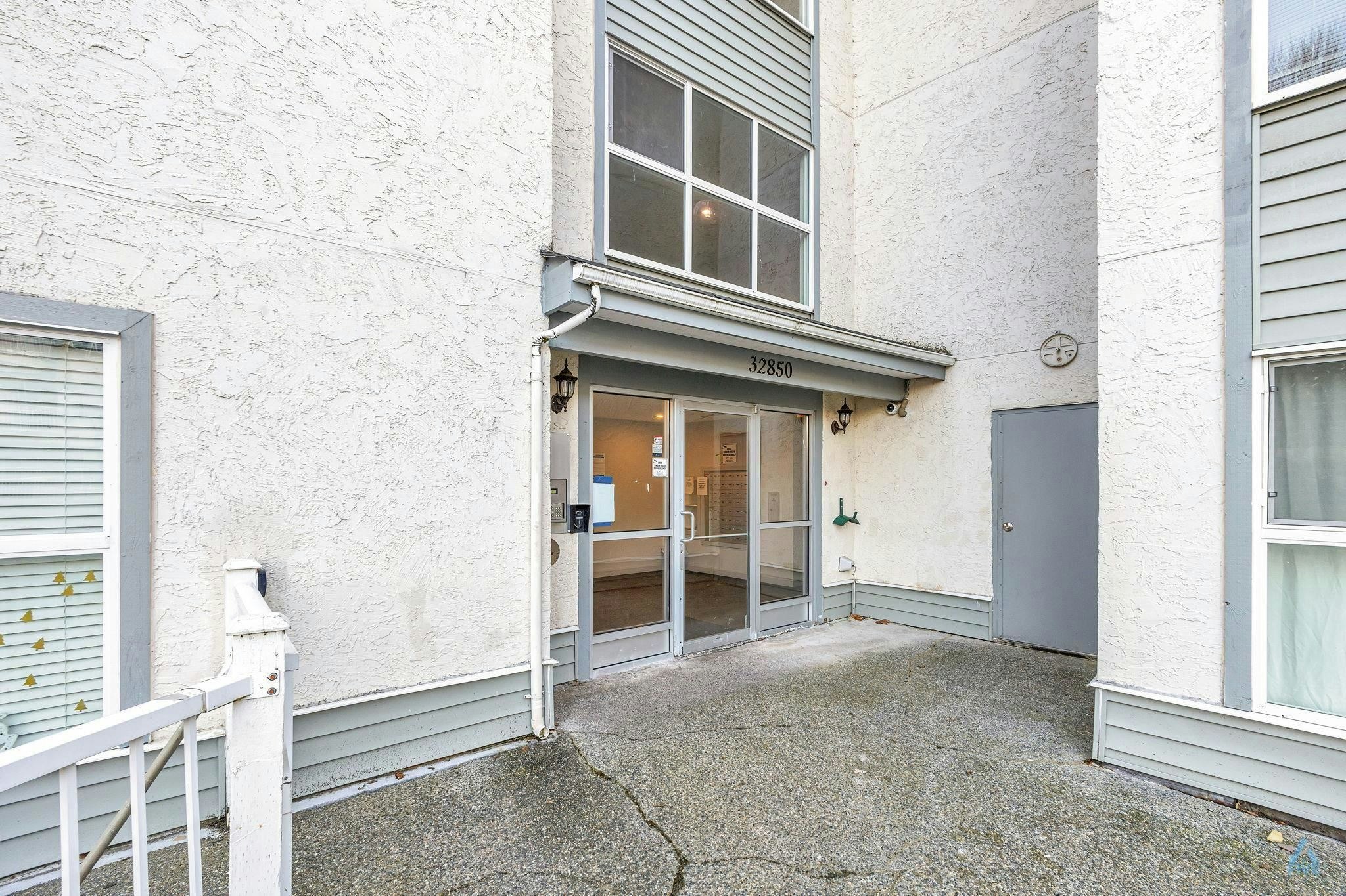 229-32850 George Ferguson Way, Abbotsford, BC, V2S 7K1