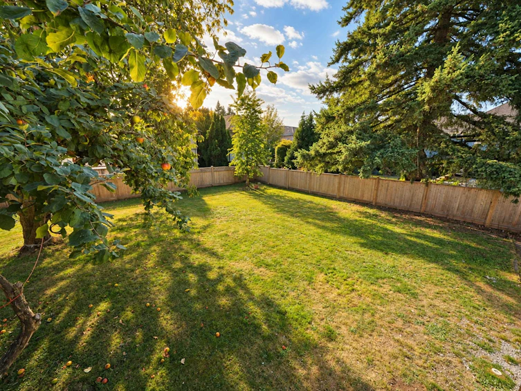 14490 106a Avenue, Surrey, BC, V3R 1T4 - 3