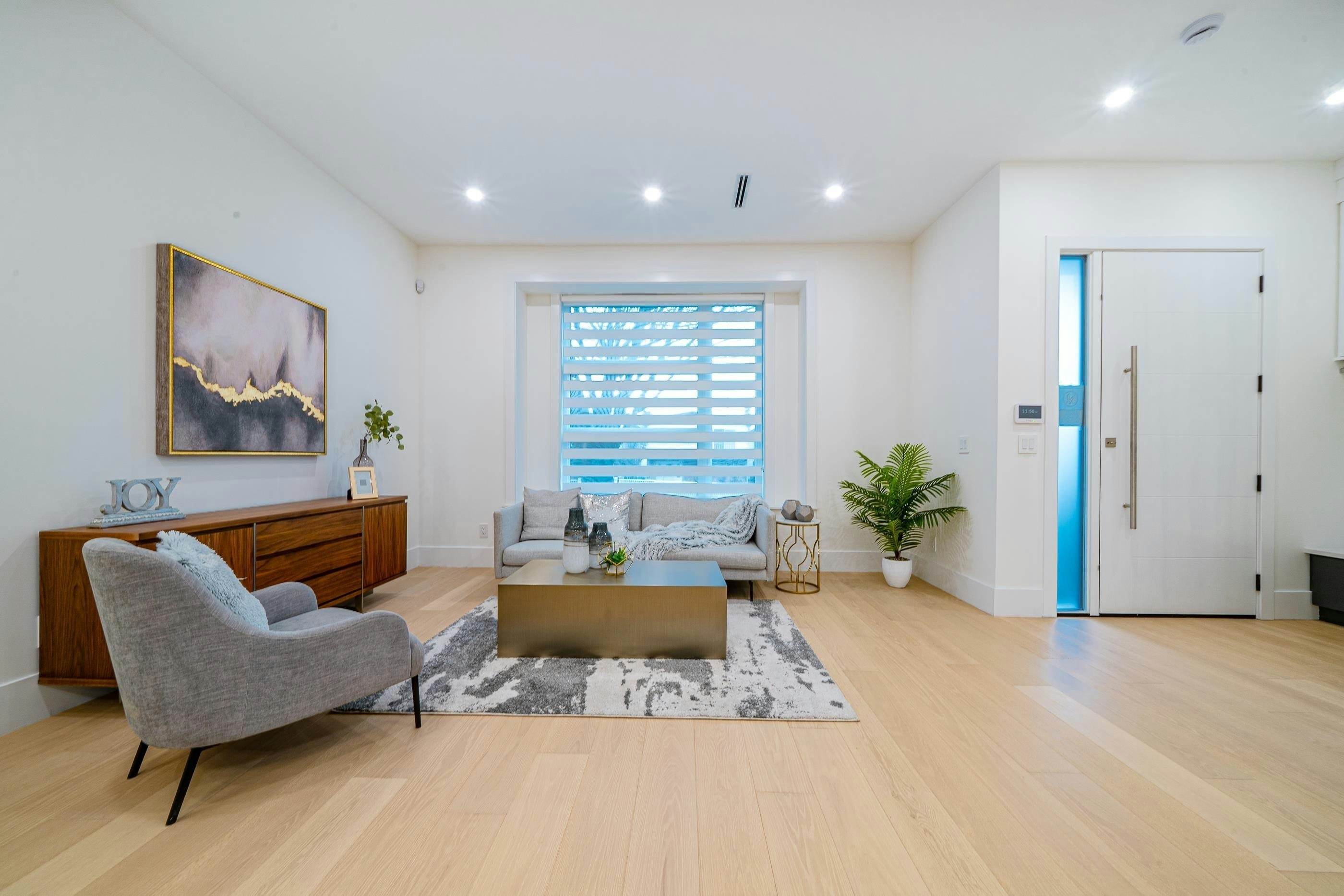 2-4210 Union Street, Burnaby, BC, V5C 2X4