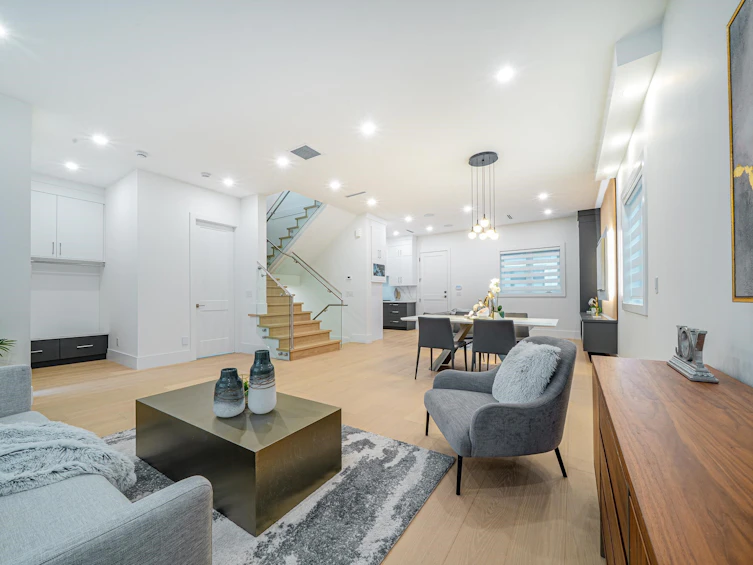 2-4210 Union Street, Burnaby, BC, V5C 2X4 - 8
