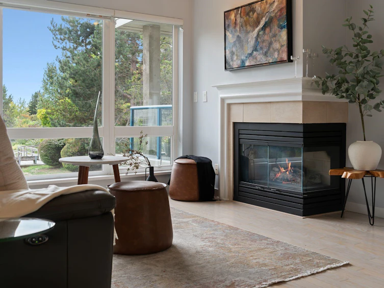 207-5800 Andrews Road, Richmond, BC, V7E 6M2 - 3
