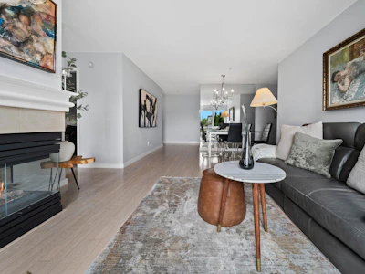 207-5800 Andrews Road - 5