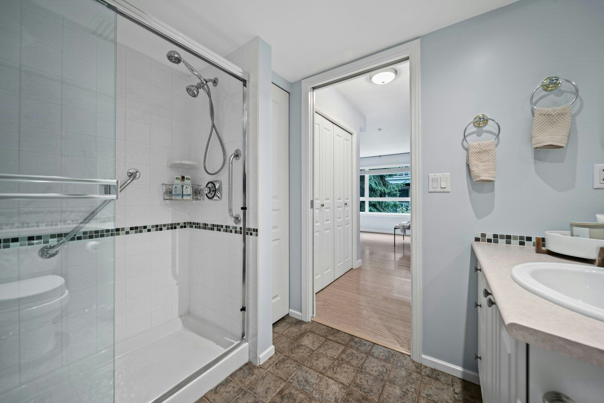 207-5800 Andrews Road, Richmond, BC, V7E 6M2 - 22