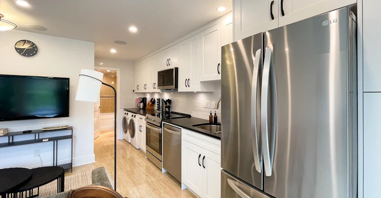 Basement Suite-7986 Rosewood Street, Burnaby, BC, V5E 2H3 - 7