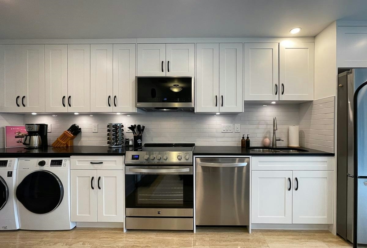 Basement Suite-7986 Rosewood Street, Burnaby, BC, V5E 2H3 - 3