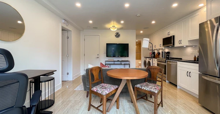 Basement Suite-7986 Rosewood Street, Burnaby, BC, V5E 2H3 - 9