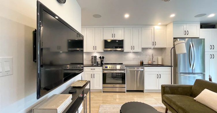 Basement Suite-7986 Rosewood Street, Burnaby, BC, V5E 2H3