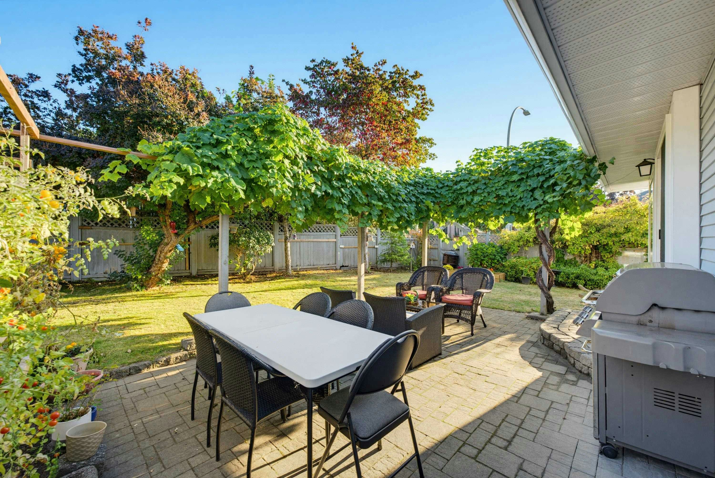 21556 86a Crescent, Langley, BC, V1M 2E3 - 33