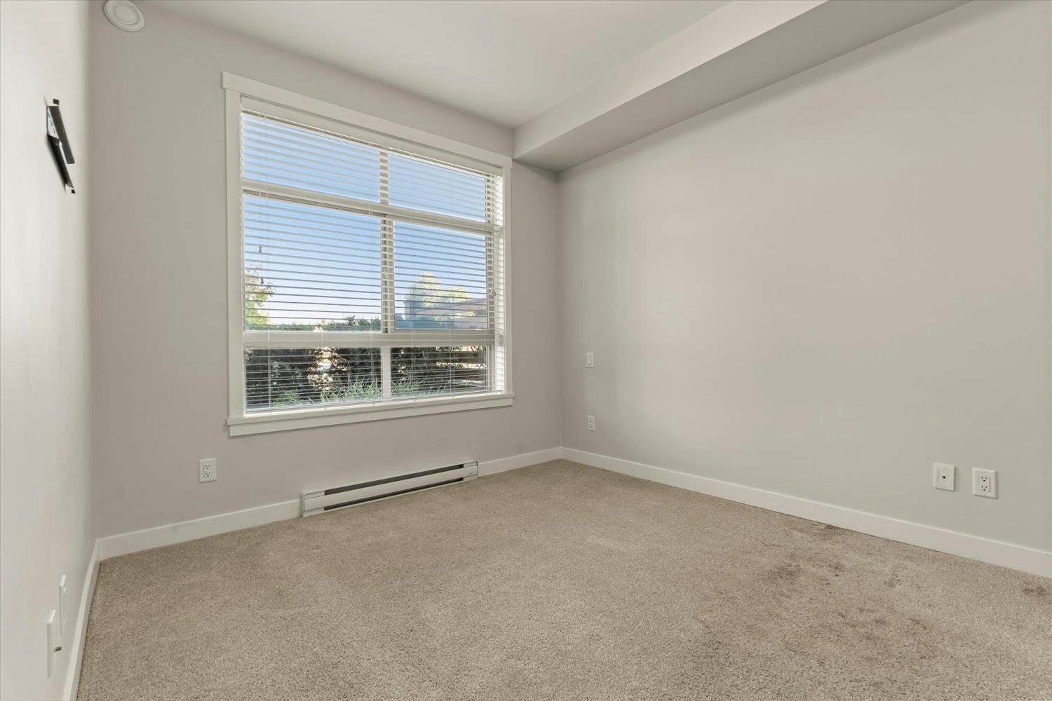 203-45562 Airport Road, Chilliwack, BC, V2P 0J8 - 9
