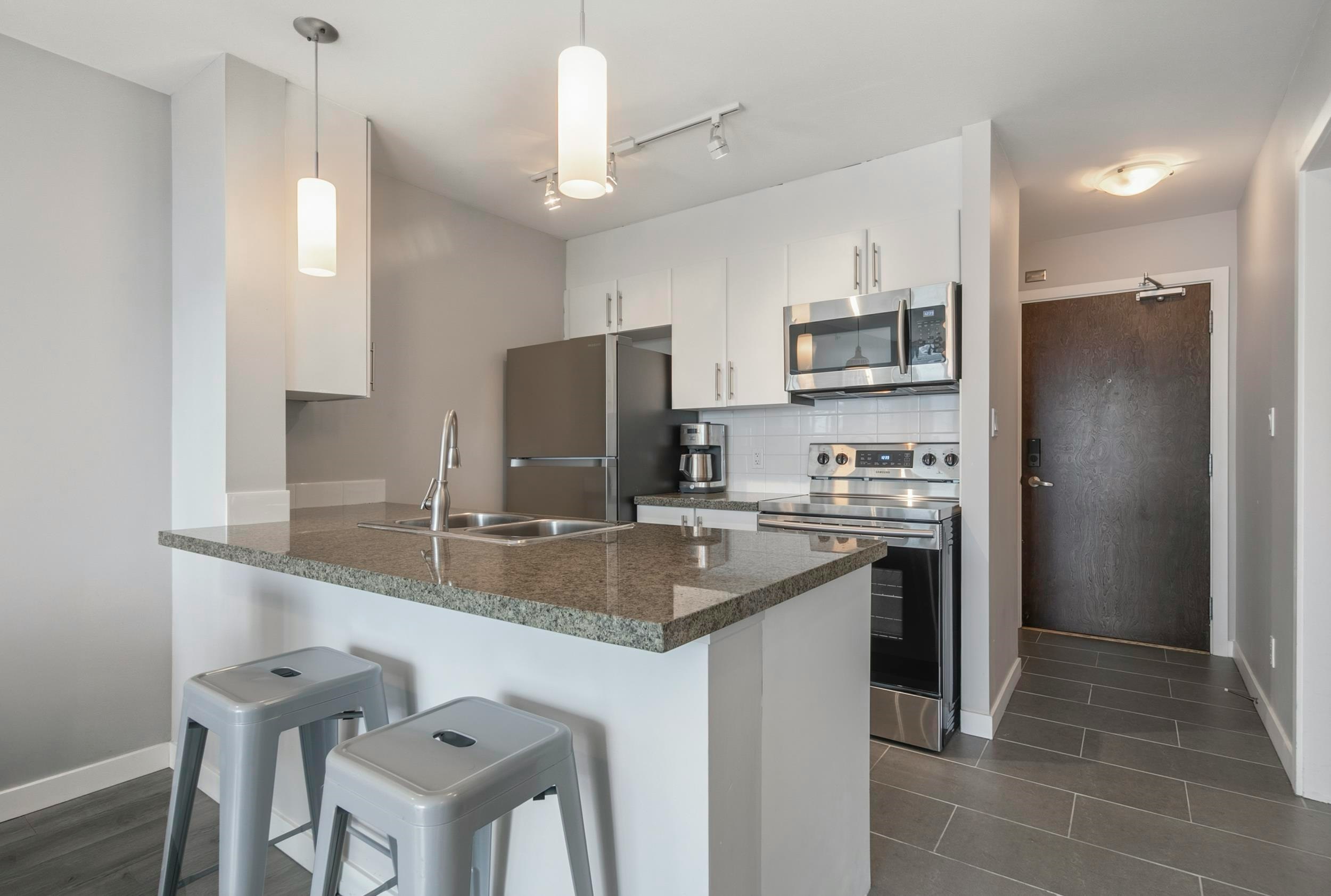 903-688 Abbott Street, Vancouver, BC, V6B 0B9