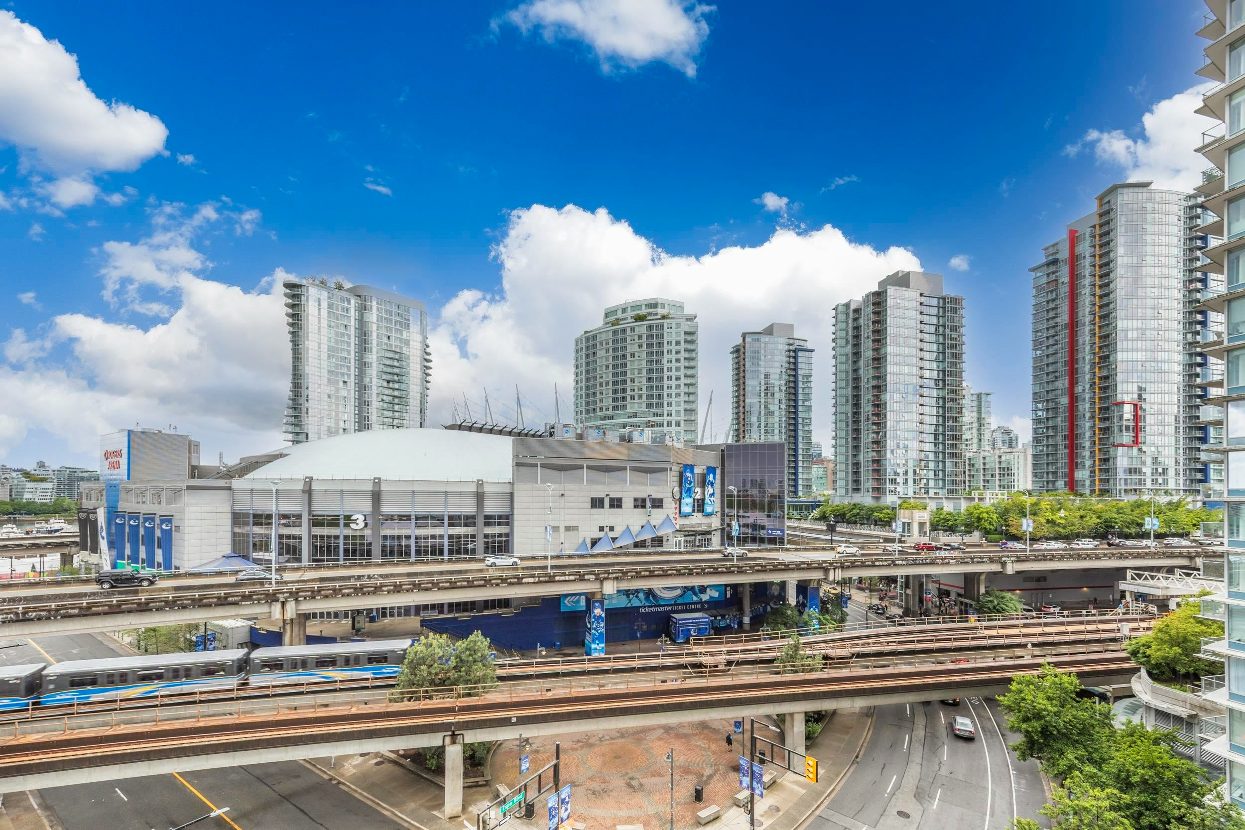 903-688 Abbott Street, Vancouver, BC, V6B 0B9 - 13