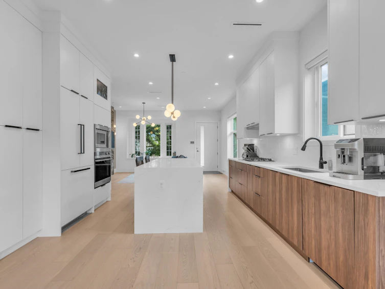 3180 Graveley Street, Vancouver, BC, V5K 3K6 - 9