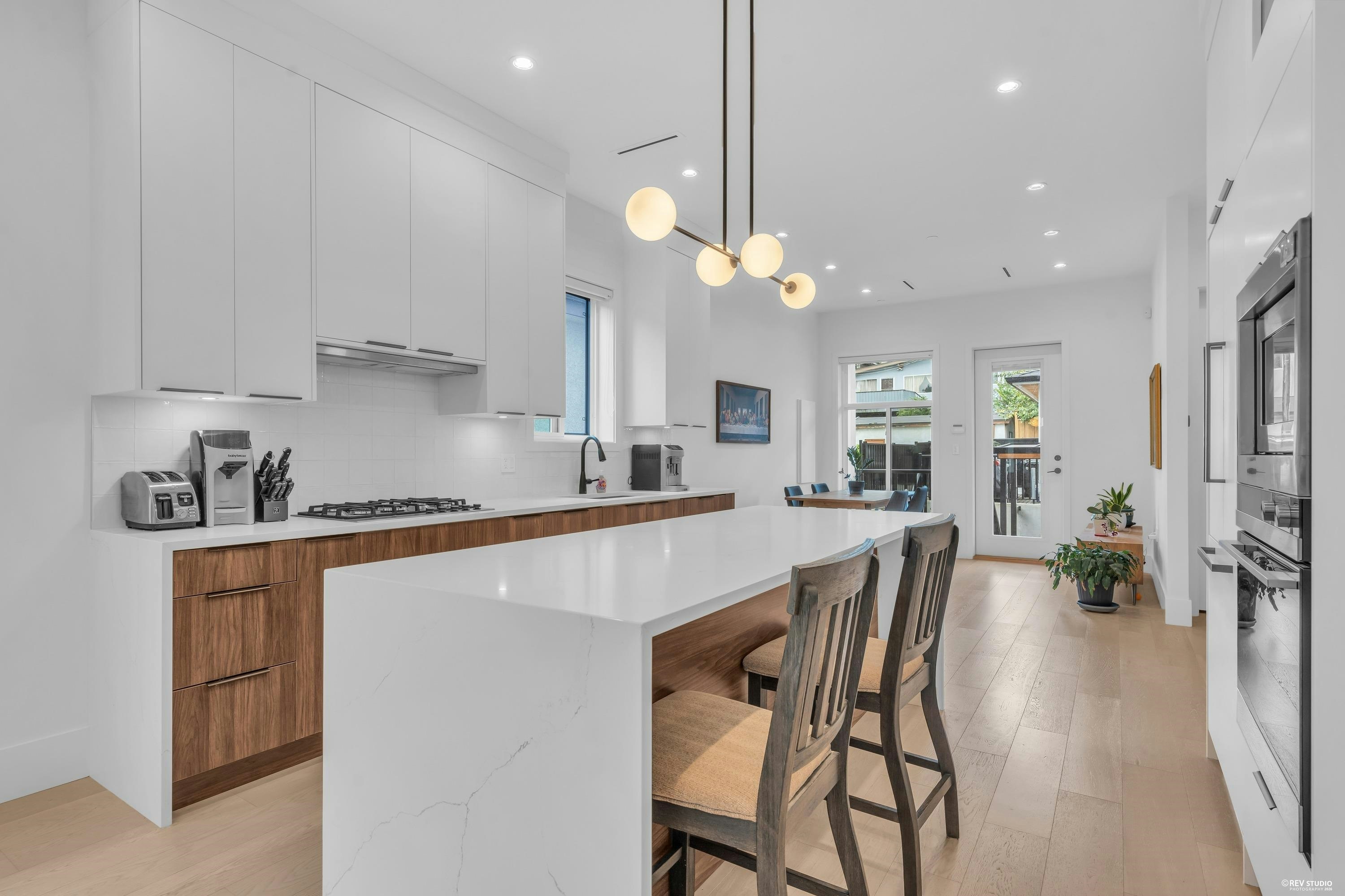 3180 Graveley Street, Vancouver, BC, V5K 3K6 - 8