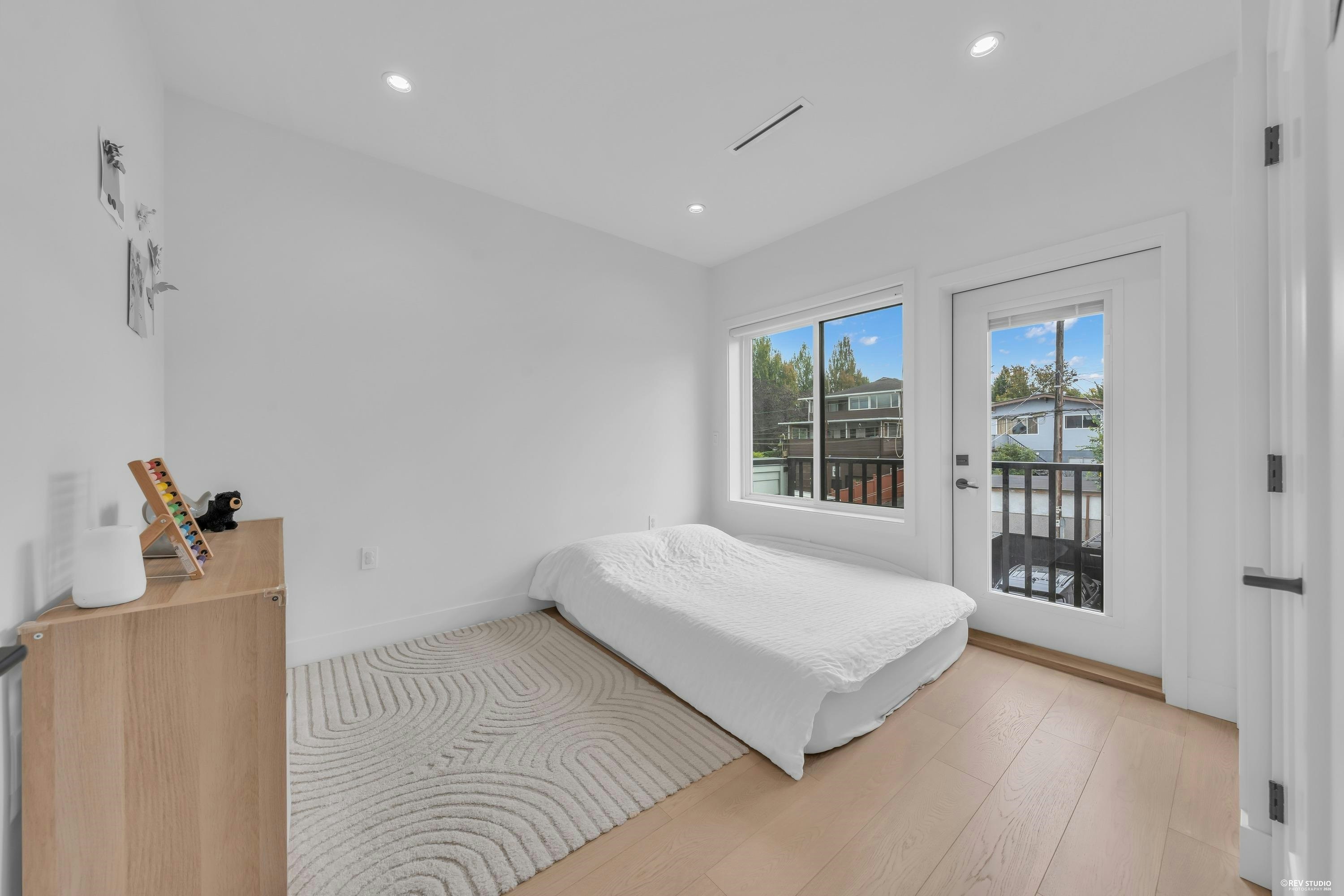 3180 Graveley Street, Vancouver, BC, V5K 3K6 - 21
