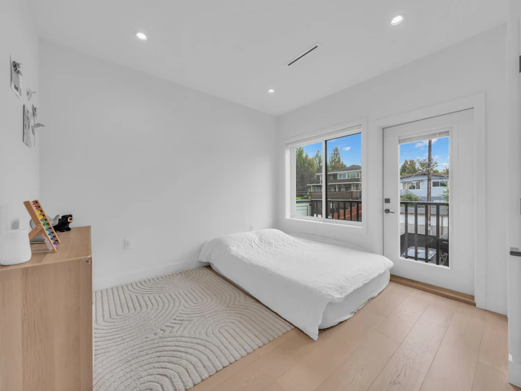 3180 Graveley Street, Vancouver, BC, V5K 3K6 - 21