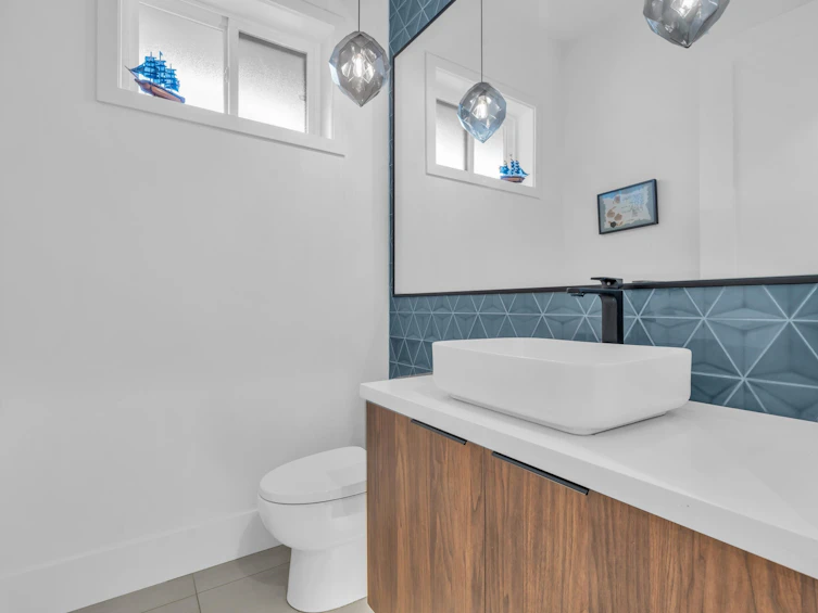 3180 Graveley Street, Vancouver, BC, V5K 3K6 - 15