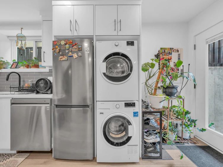 3180 Graveley Street, Vancouver, BC, V5K 3K6 - 31