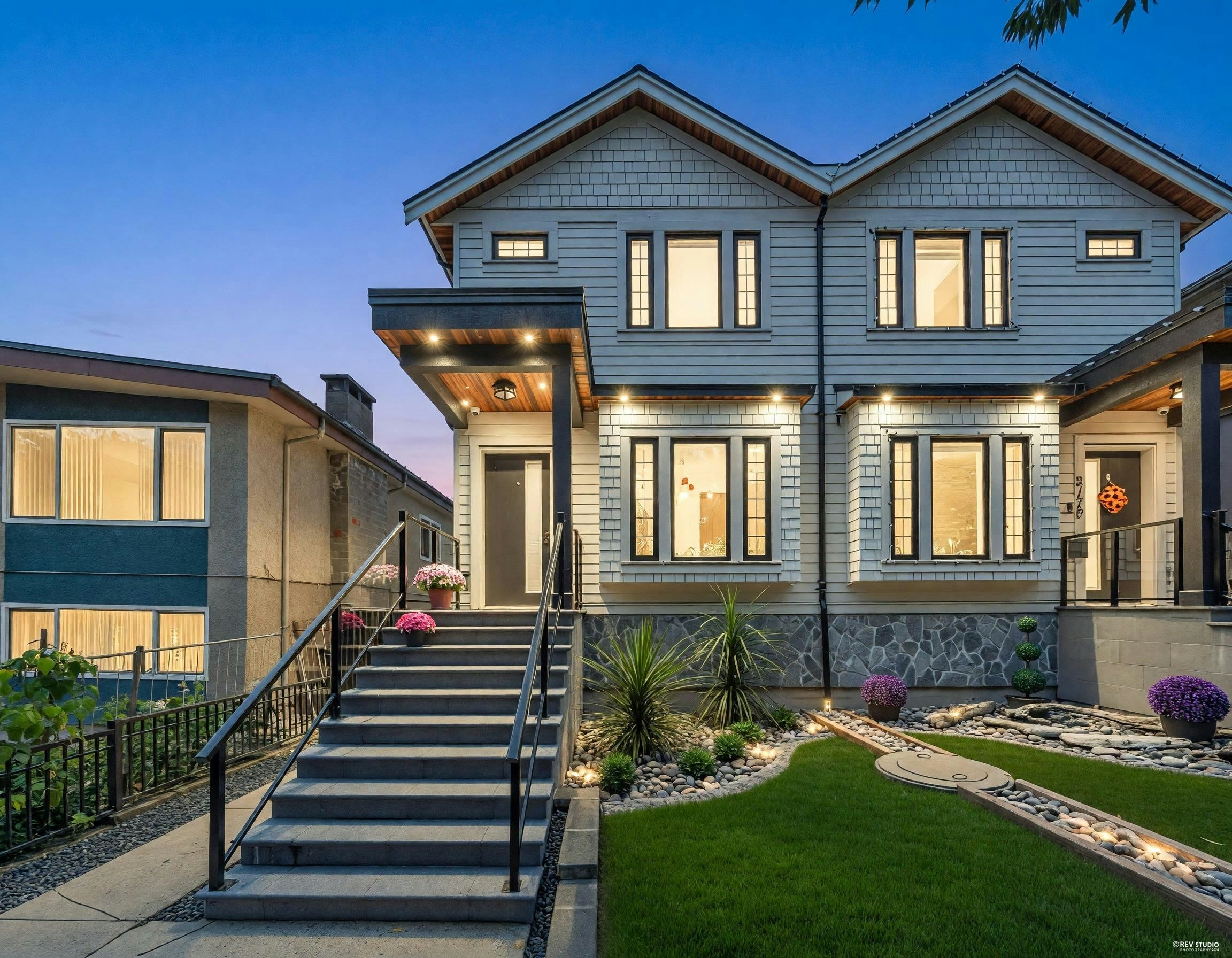 3180 Graveley Street - 3