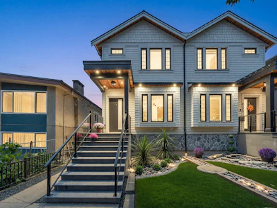 3180 Graveley Street - 3