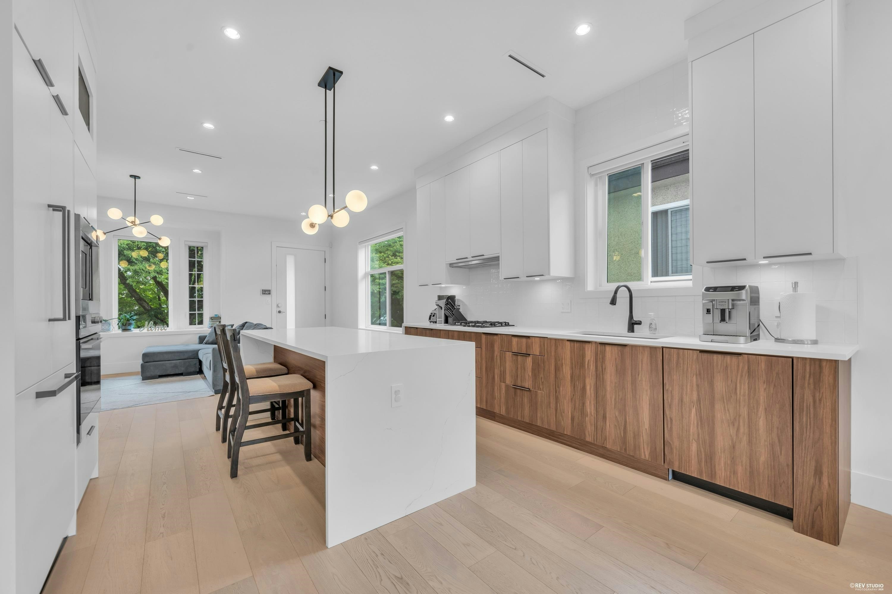 3180 Graveley Street, Vancouver, BC, V5K 3K6 - 10