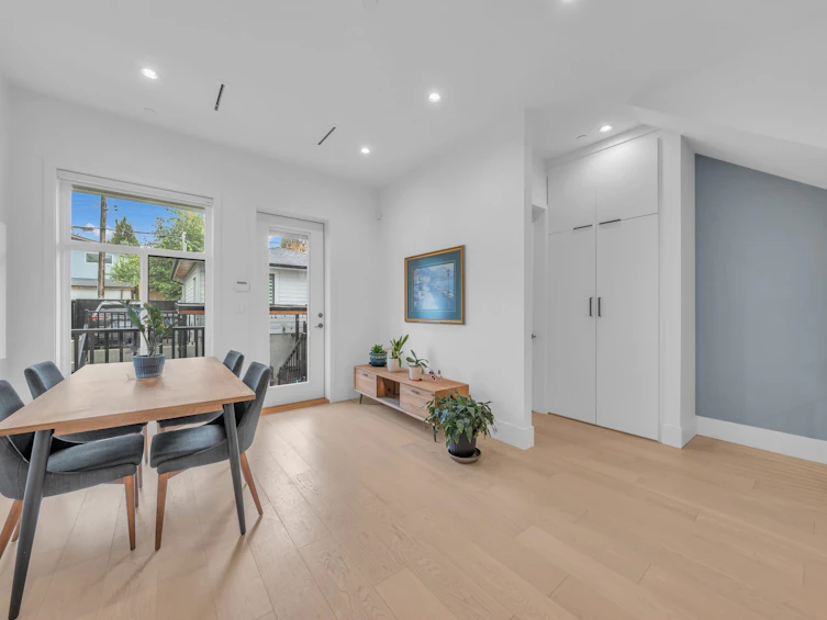 3180 Graveley Street, Vancouver, BC, V5K 3K6 - 13