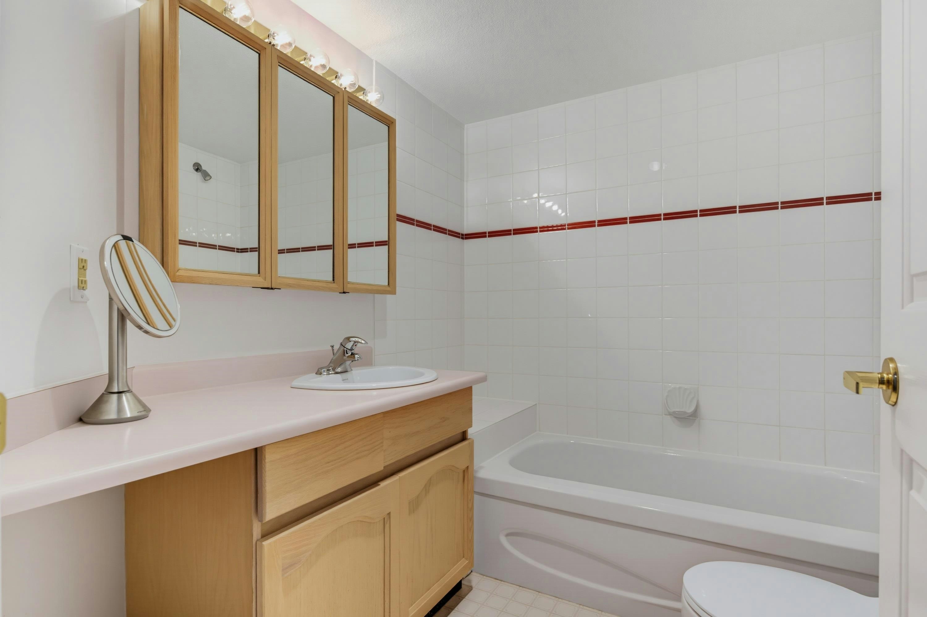 210-5363 206 Street, Langley, BC, V3A 2C5 - 27