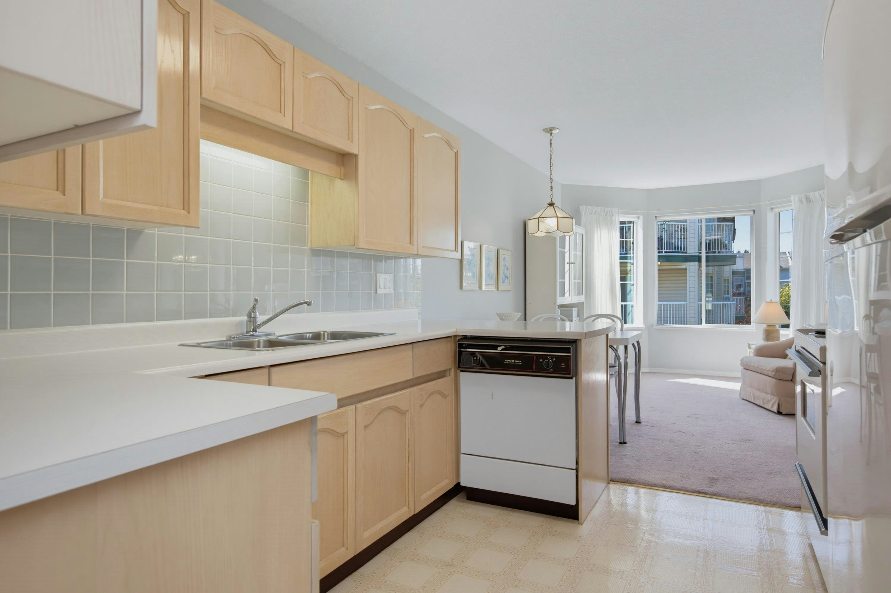 210-5363 206 Street, Langley, BC, V3A 2C5 - 18