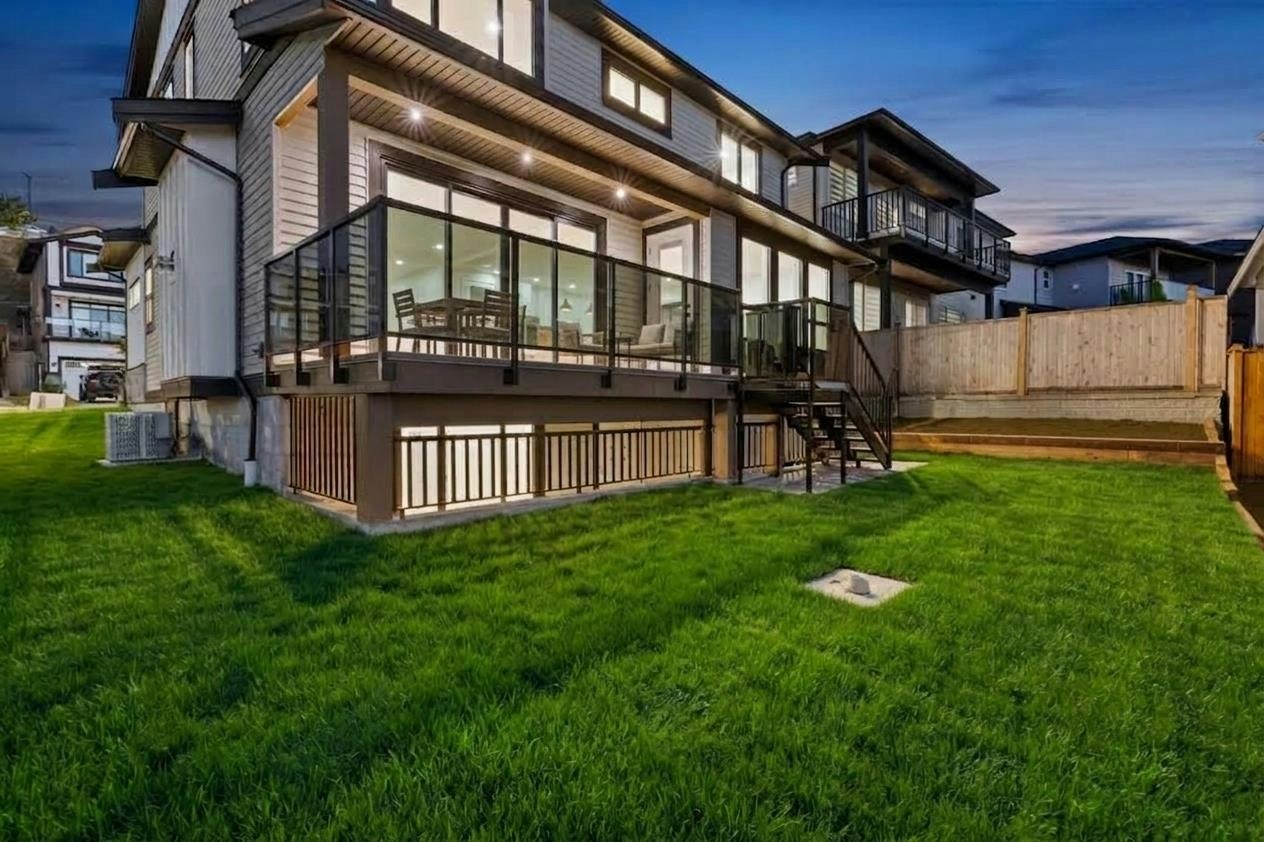 10545 Mcveety Street, Maple Ridge, BC, V2W 0K3 - 40