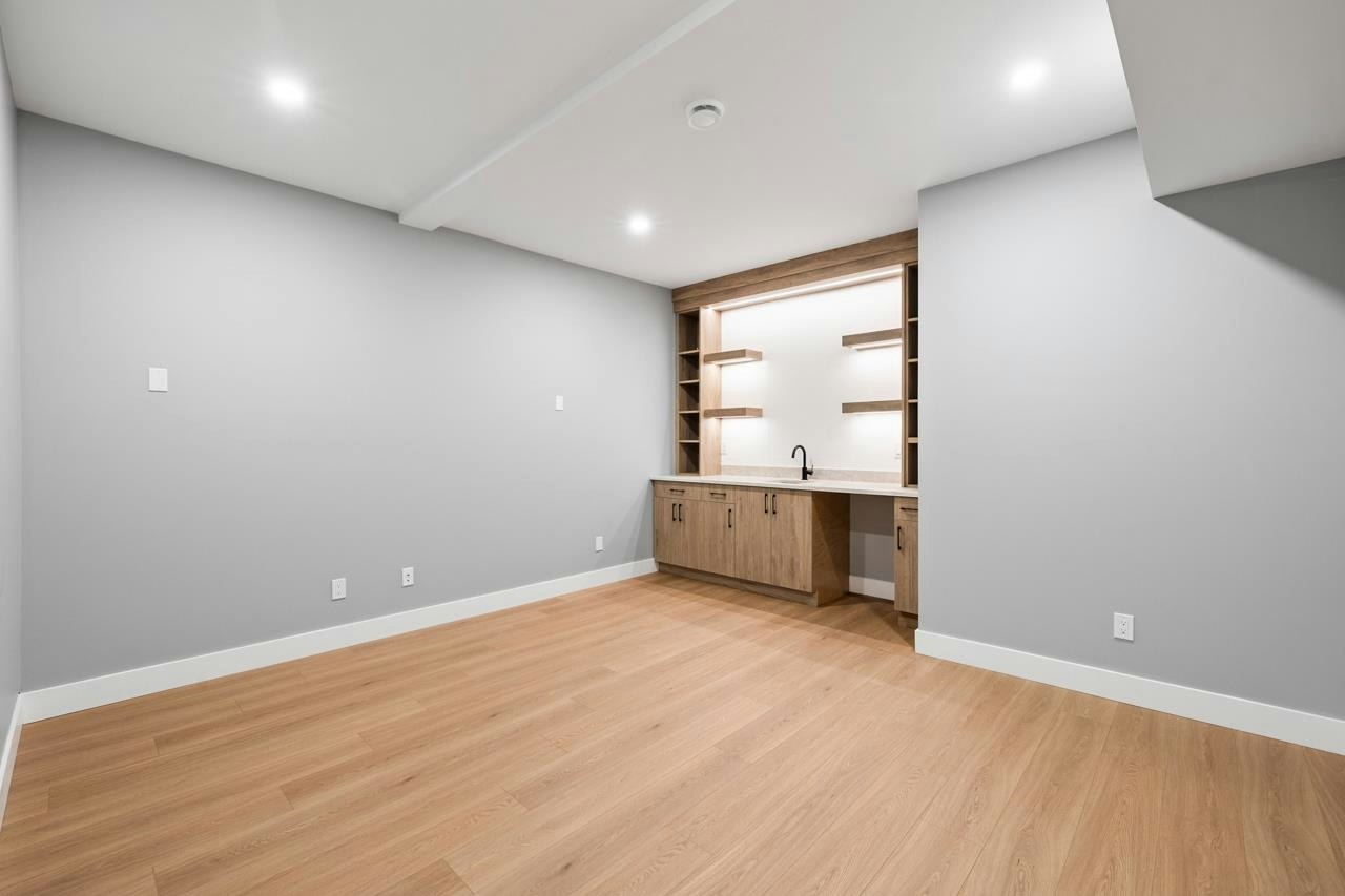10545 Mcveety Street, Maple Ridge, BC, V2W 0K3 - 34