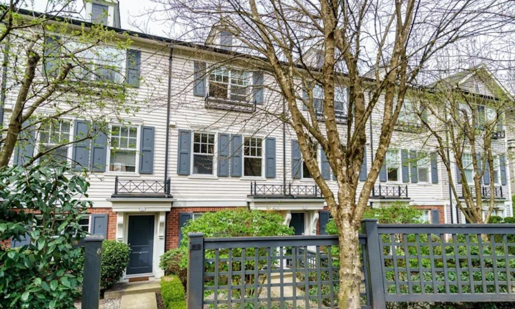64-101 Fraser Street