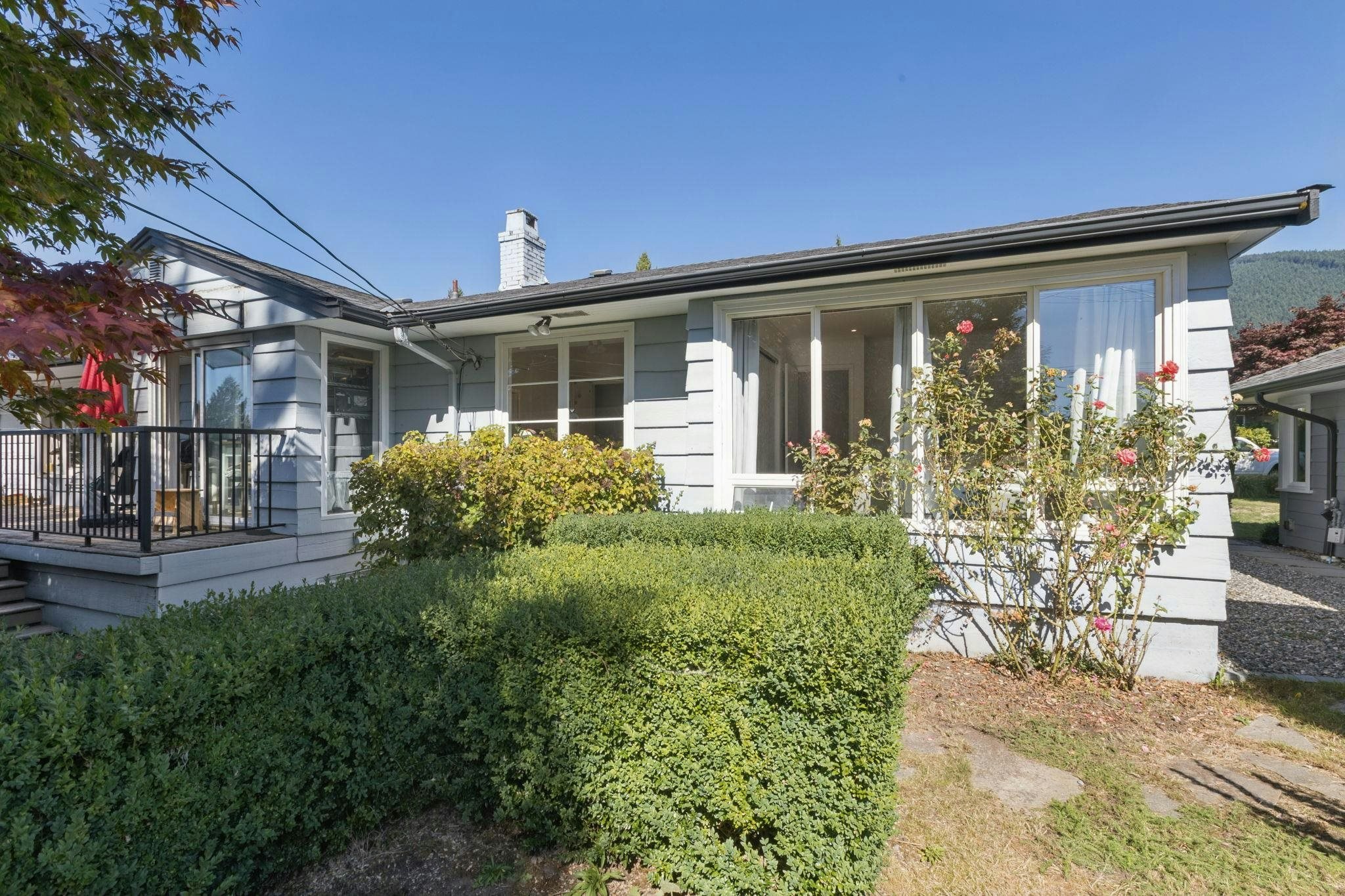 915 Wentworth Avenue, North Vancouver, BC, V7R 1R8