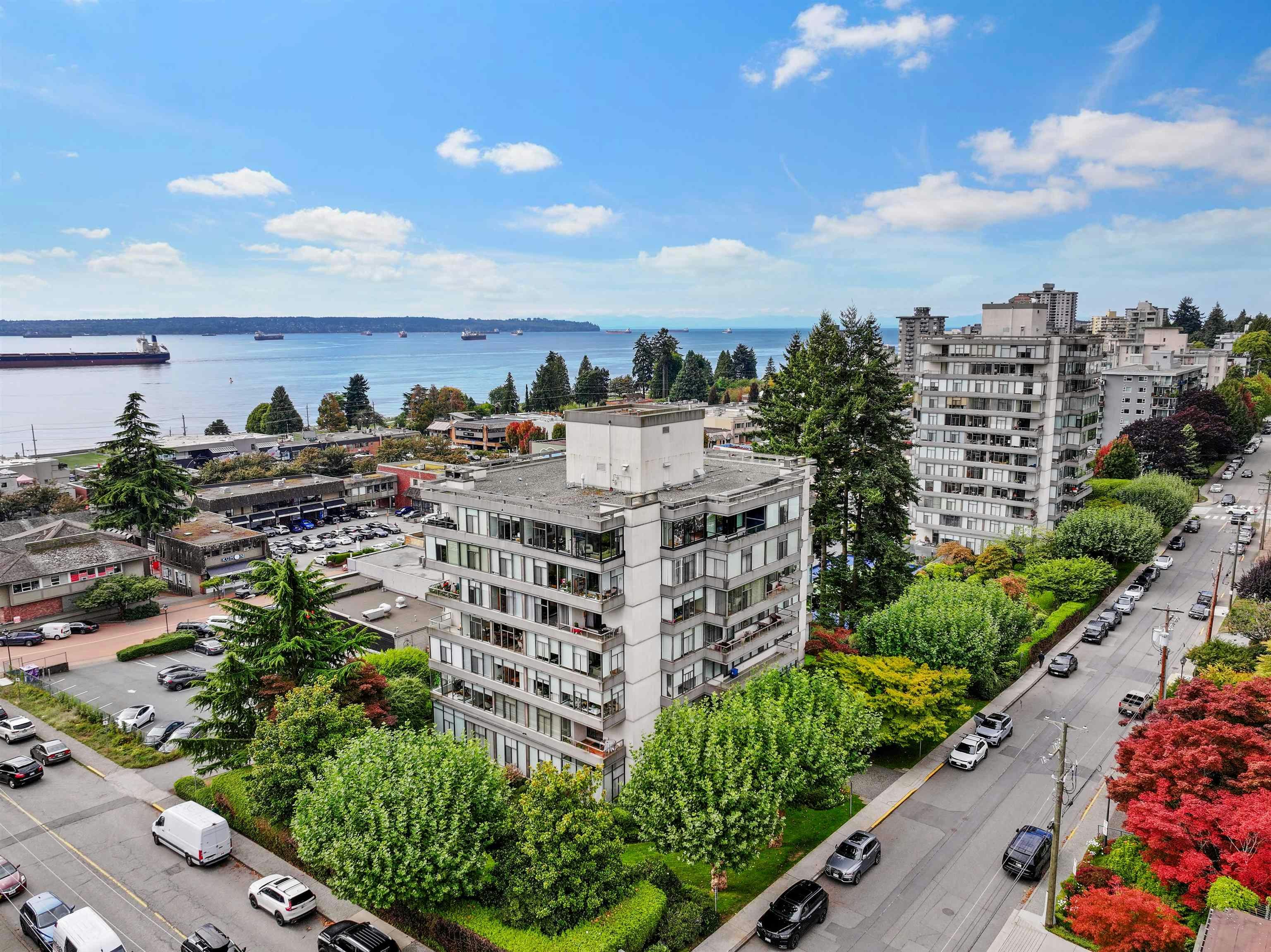 114-1420 Duchess Avenue, West Vancouver, BC, V7T 1H8