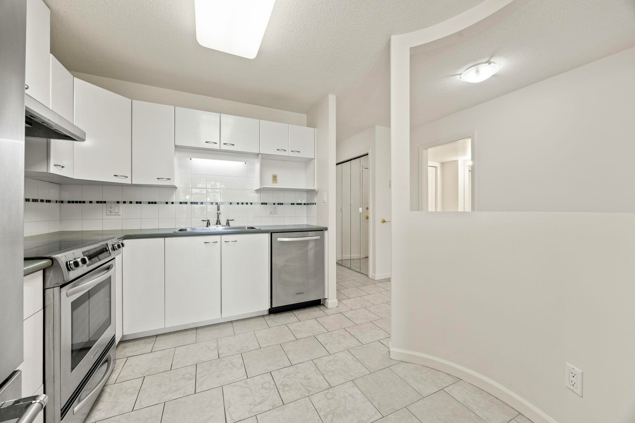 401-4425 Halifax Street, Burnaby, BC, V5C 6P2 - 4