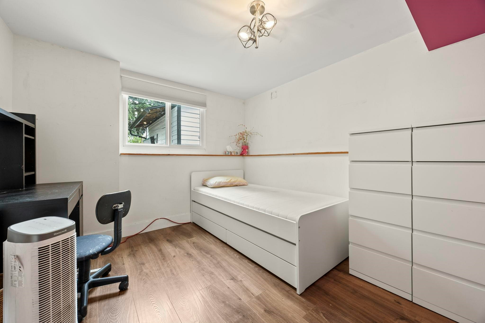 300 Tenth Avenue, New Westminster, BC, V5G 4L7 - 23