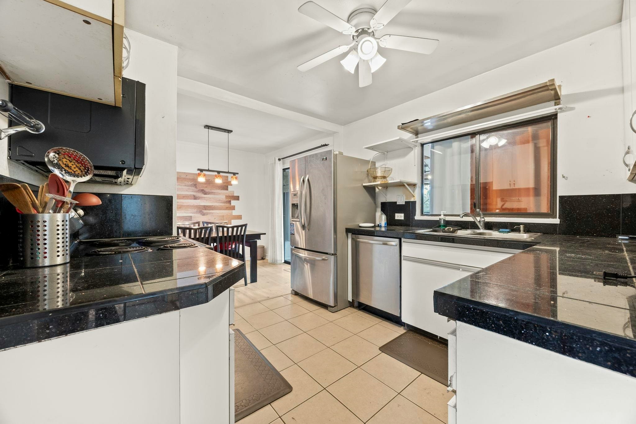 300 Tenth Avenue, New Westminster, BC, V5G 4L7 - 7